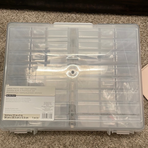 Brand new large photo and craft keeper - Picture 1 of 2